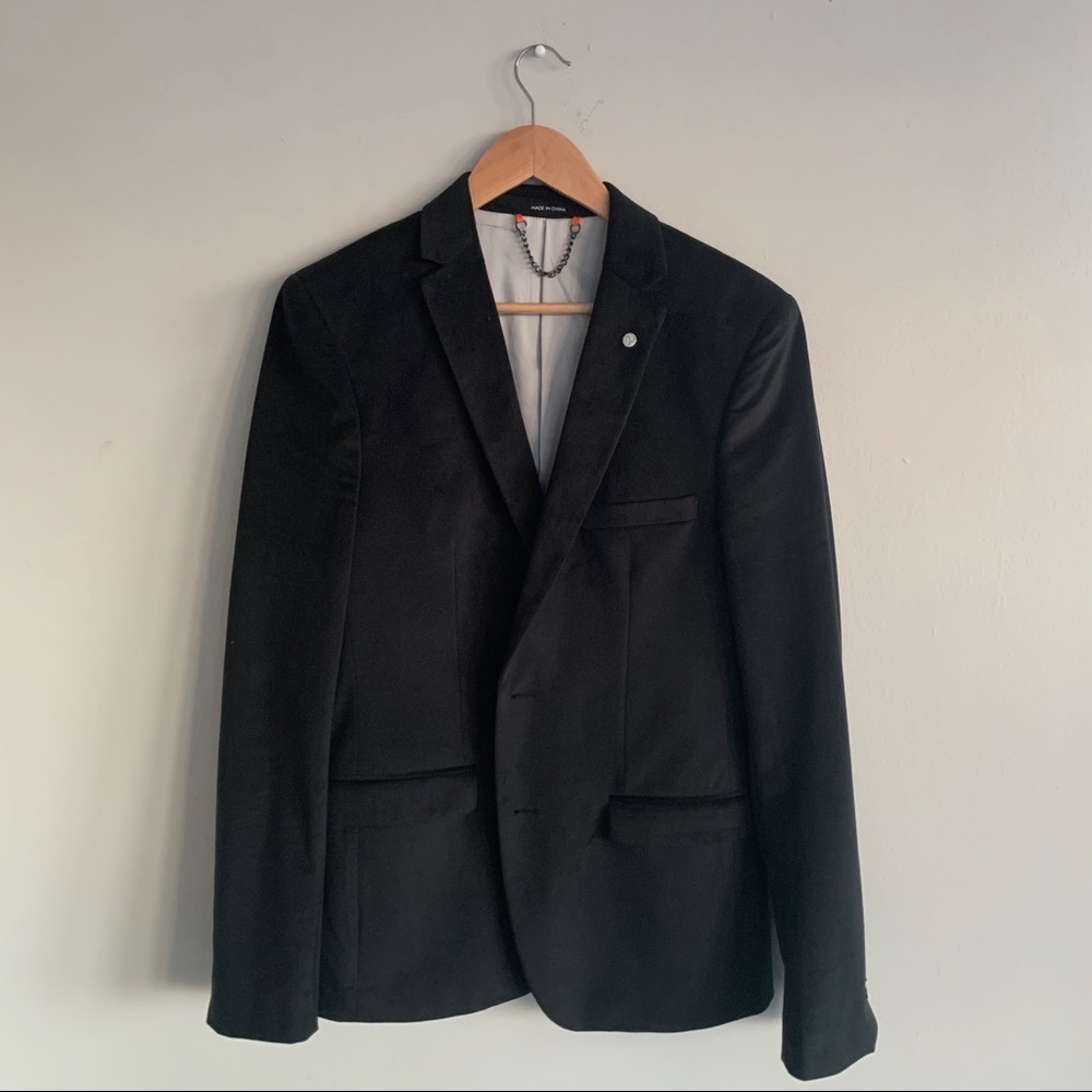 Skinny Black Velvet Blazer Sportscoat